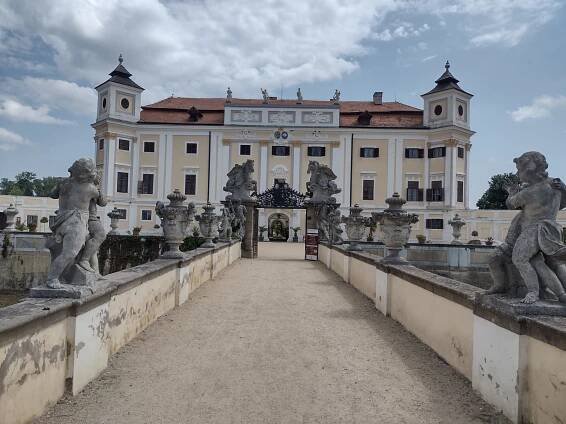 Tajemný zámek Milotice: Zaměstnanci potvrzují přítomnost ducha Černé hraběnky!