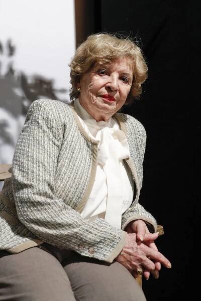 Česká Angelika Libuše Švormová (89): Konec v divadle!