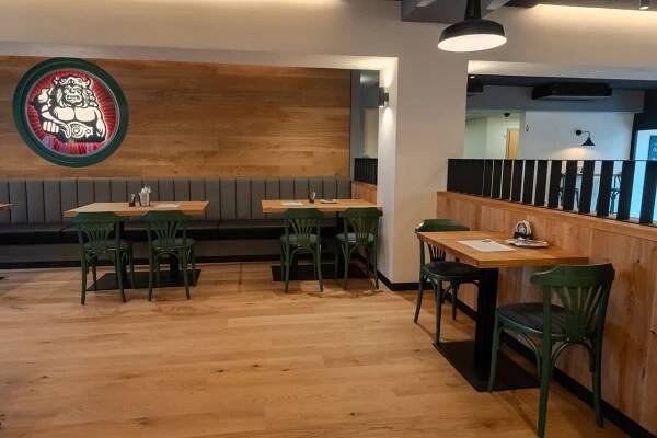 Základna Restaurace & Pub Jihlava - Restaurace Jihlava 1 | Česká & Mezinárodní kuchyně blízko mě | Zamluvit nyní