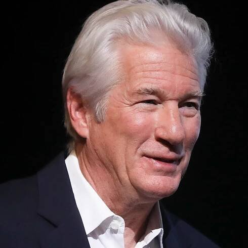 Richard Gere Hospitalized with Pneumonia in Mexico