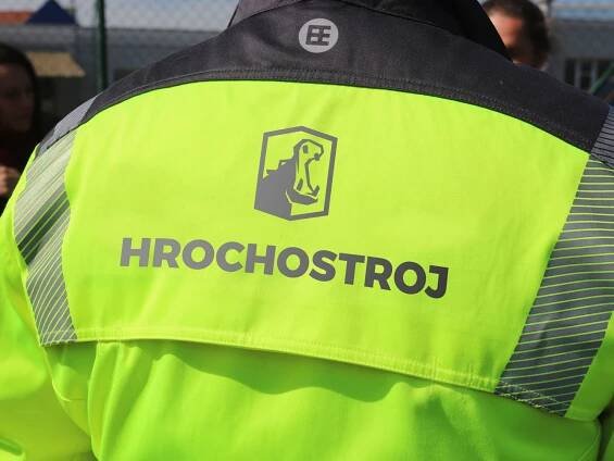 HROCHOSTROJ