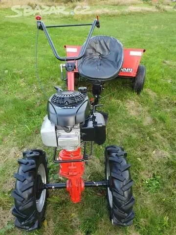 Prodám český malotraktor Vari Honda Global