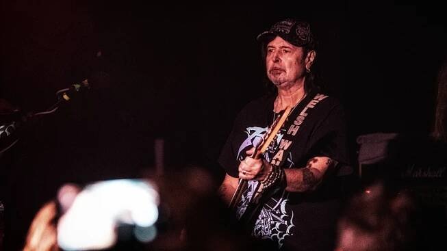 Phil Campbell se svými syny oprášil v Praze největší hitovky Motörhead