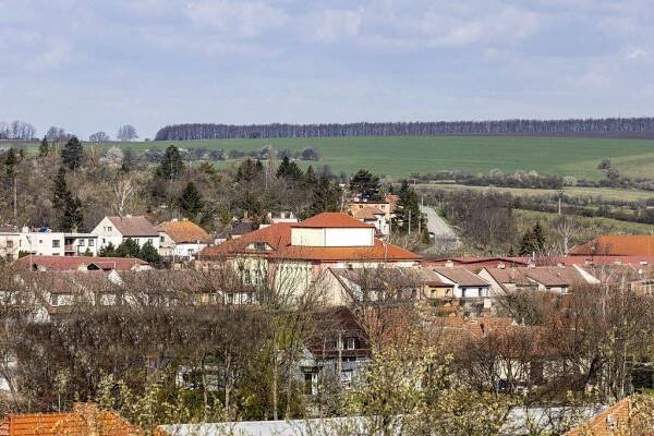 Jaro 2021 - Oficiální stránky obce Velká nad Veličkou