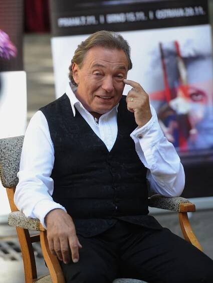Karel Gott má v domě špionku