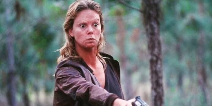 Charlize Theron ve filmu Zrůda je od skutečné vražedkyně k nerozeznání