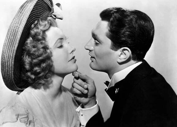 RHAPSODY IN BLUE, from left: Joan Leslie, Robert Alda, 1945