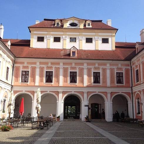 HOTEL ZAMEK CERVENY HRADEK - Prices & Reviews (Jirkov, Czech Republic)