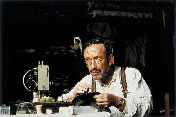 Bílá hraběnka - Z filmu - Allan Corduner