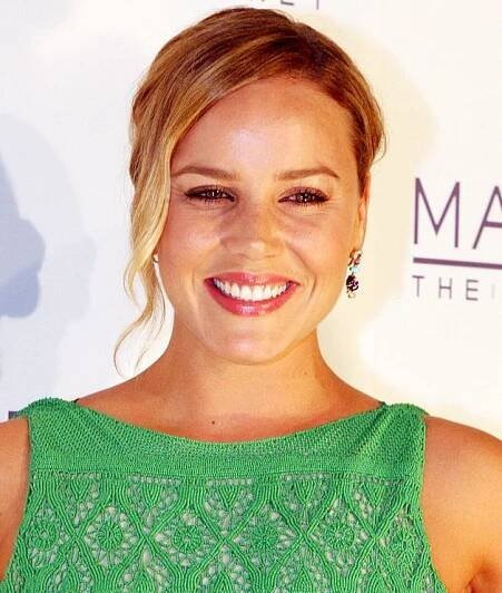 Soubor:Abbie Cornish 2012 cropped.jpg