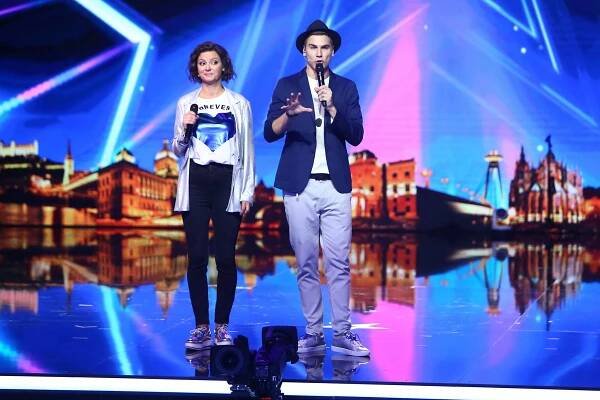 Nováčci Talentu Gránský a Garajová Schrameková. Herci v roli moderátorů