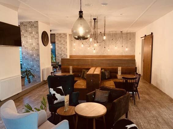 SOUTĚŽ: Vyhrajte poukaz do oblíbeného Dallmayr café & bar, kde mimo jiné dělají skvělé domácí dorty a další dobroty