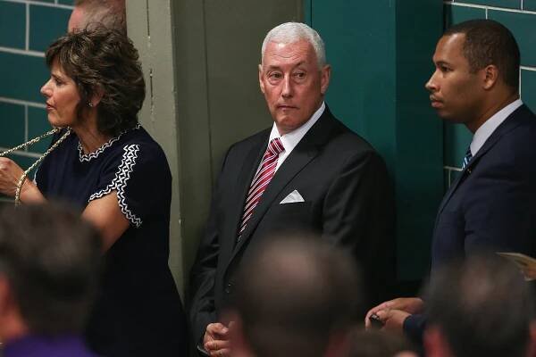 As Another Pence Runs for Congress, His Business Record Raises Questions