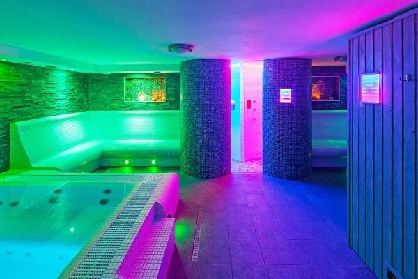 Hotel McLimon s Vířivkou Nový Jičín