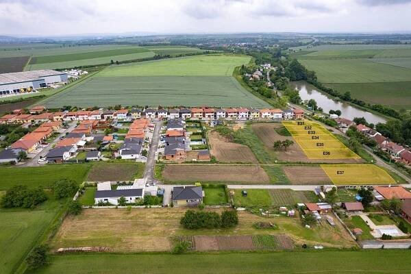 Pozemky pro bydlení, Syrovice, 416 m2