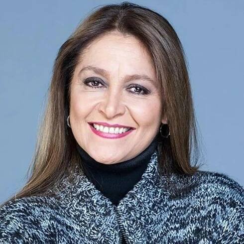 Daniela Romo - Telenovely.net ... vše o telenovelách na jednom místě