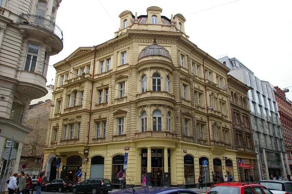 Grant č. 42 - Palackého 15, Vodičkova 23, čp. 715, Nové Město, Praha 1 - Památky - MHMP