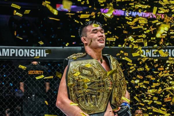 Christian Lee becomes the new ONE Welterweight World Champion