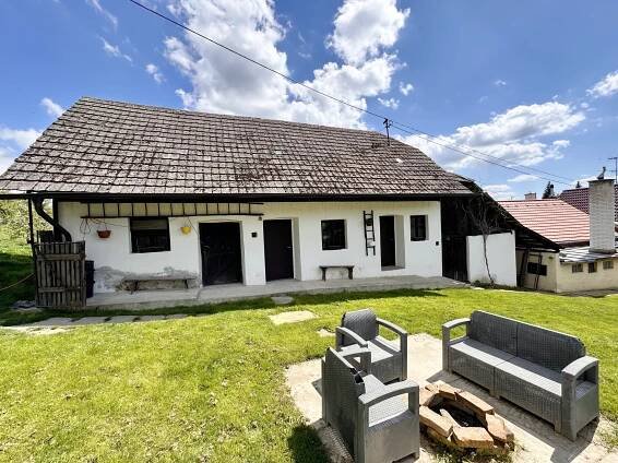 Víkendový dom na Kopaniciach vhodný aj na celoročné bývanie! – Omega Reality