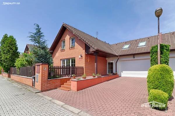 Pronájem  rodinného domu 280 m², pozemek 379 m², K Tuchoměřicům, Praha 6 - Přední Kopanina