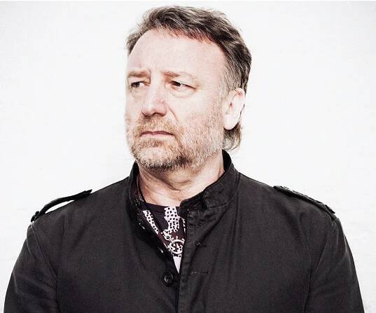 Peter Hook Biography - Childhood, Life Achievements & Timeline