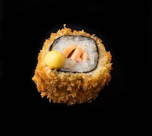 Sake tempura maki (6ks)