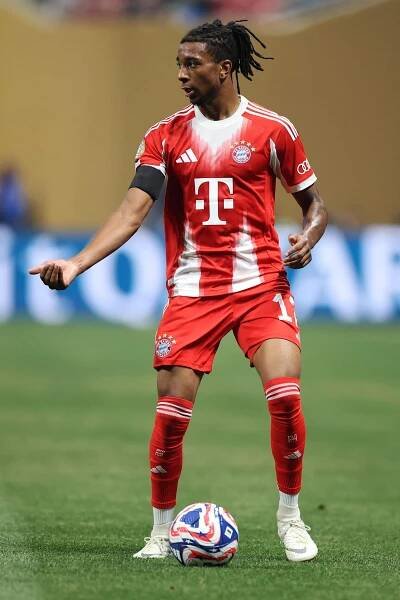 Mia sanMia, aber schön ist anders: Michael Olise bei der Club WM in den USA im neuen Trikot