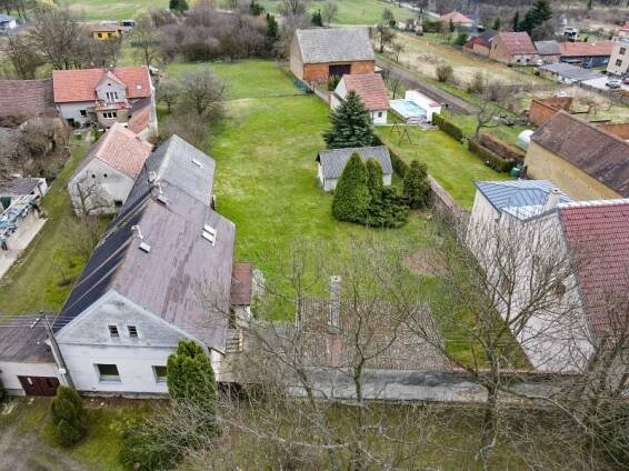 Prodej rodinného domu 4+1 a 2+kk v obci Pavlíkov - 02363 - 27, Pavlíkov Nemovitosti | Jaroš & Partners | Real estate 