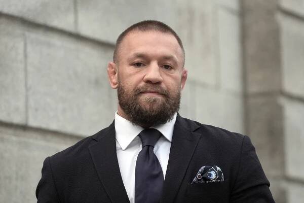 FOTO: Conor McGregor u soudu. – stránka 5
