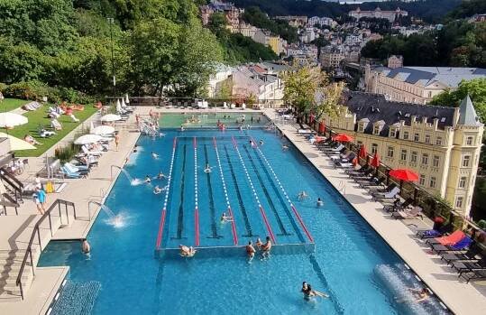 Rodina na výletě | Karlovy Vary