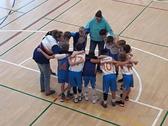 
                                Tým BBK Blansko U11. FOTO: archiv klubu
                                    