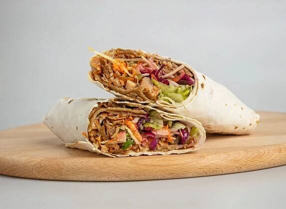 Pizza Kebab Komo | Wolt | Doručení | Praha