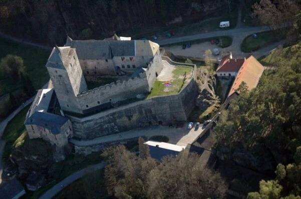 Hrad Kost foto 6
