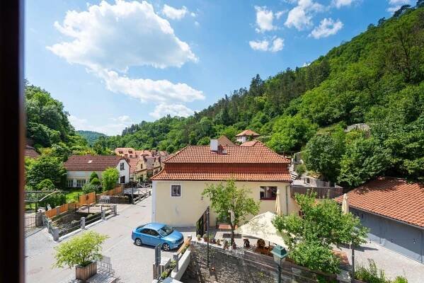 Nespecifikovaný výhled na hory nebo výhled na hory při pohledu z apartmánu