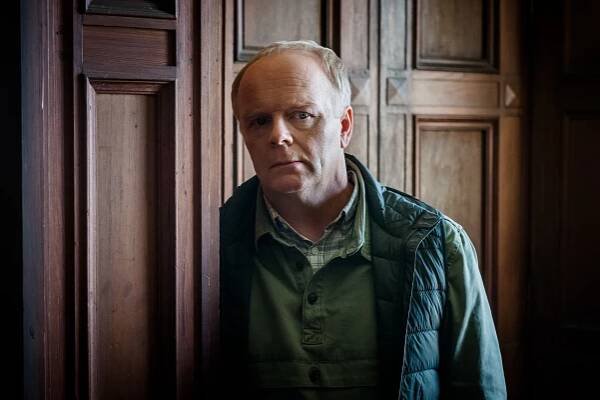 Safe House - Episode 4 - Z filmu - Jason Watkins