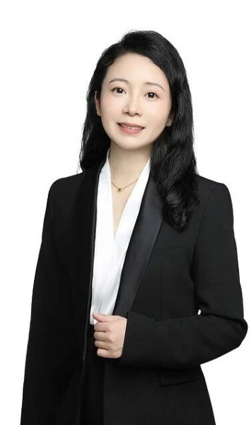 Elaine Chen