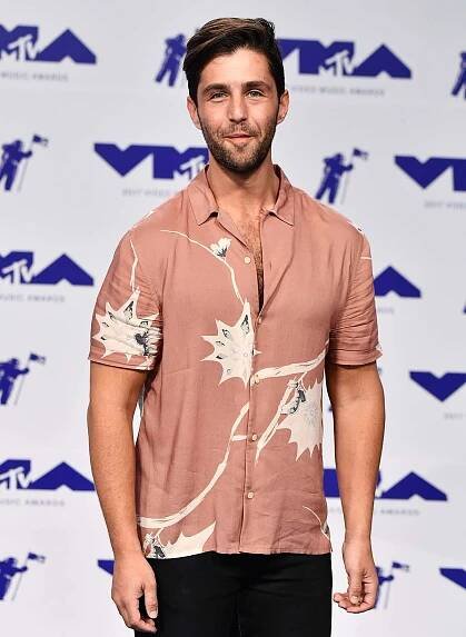 Josh Peck Book: Revelations From ‘Happy People Are Annoying’