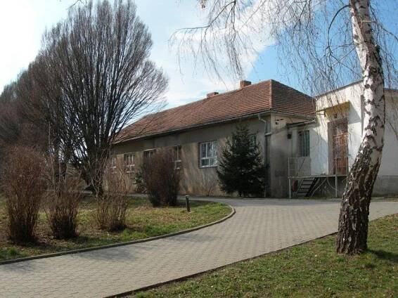 Školní jídelna - původní stav - Oficiální stránka městysu Polešovice