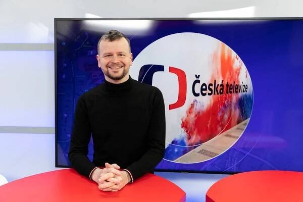 Jak velké jsou šance na znovuzvolení Dvořáka do čela ČT? Rožánek o nevděčné pozici v jejím vedení