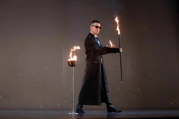 Magic & Illusion Show – Tristan