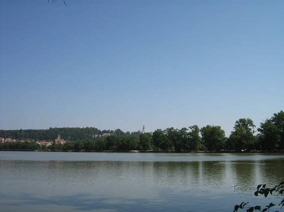 Zámek Hluboká nad Vltavou, Tipy na výlet
