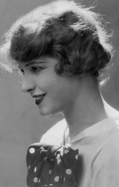 Lili Damita, 1927.