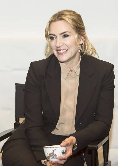 Horkokrevná Kate Winslet slaví: Nahá skoro v každé roli, královna jí dala řád! Znáte její nejžhavější scény?