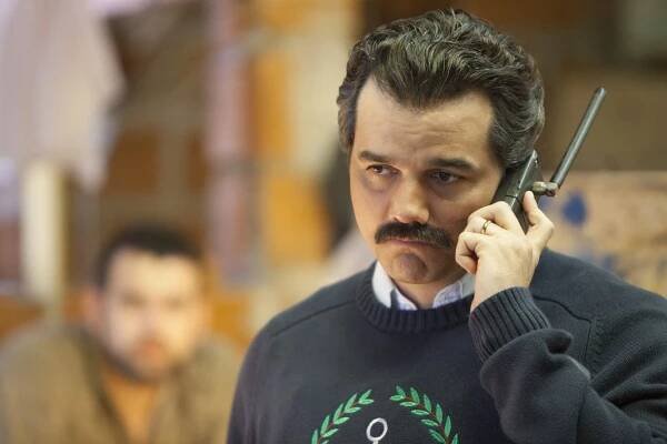 Katalog seriálů (Netflix): Narcos