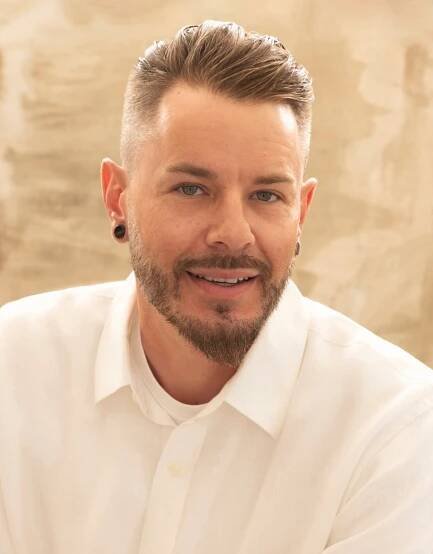 Alex Sanchez - IT & MARKETING