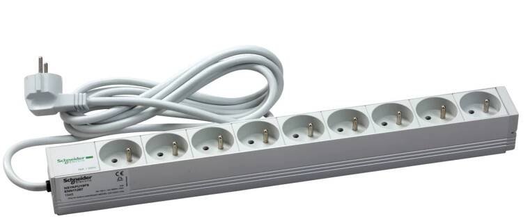 SCHNEIDER "NSYAPU10S3 Zásuvkový panel 10" VDE, 3