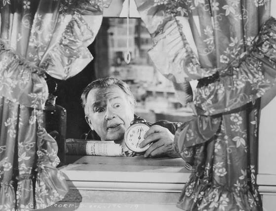 Veselá tlačenice - Z filmu - Charles Coburn