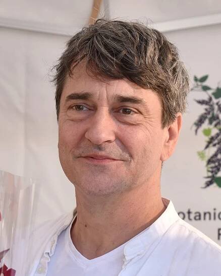 Soubor:Saša Rašilov mladší (2025).jpg – Wikipedie