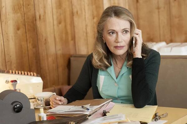 Peggy Lipton