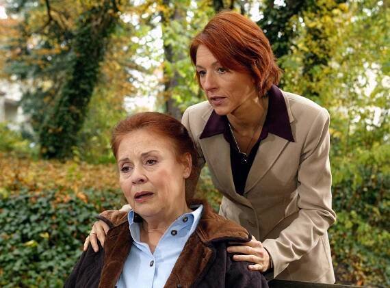 In aller Freundschaft - Schicksalsschlag - Z filmu - Ursula Karusseit, Hendrikje Fitz